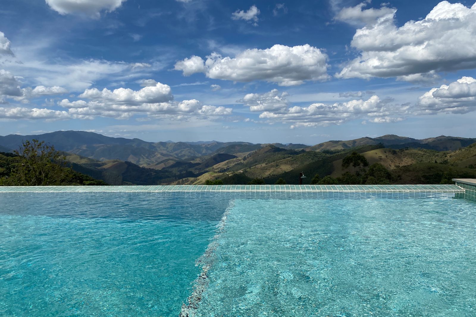 Custom Pool Design & Construction — Valinor Pools